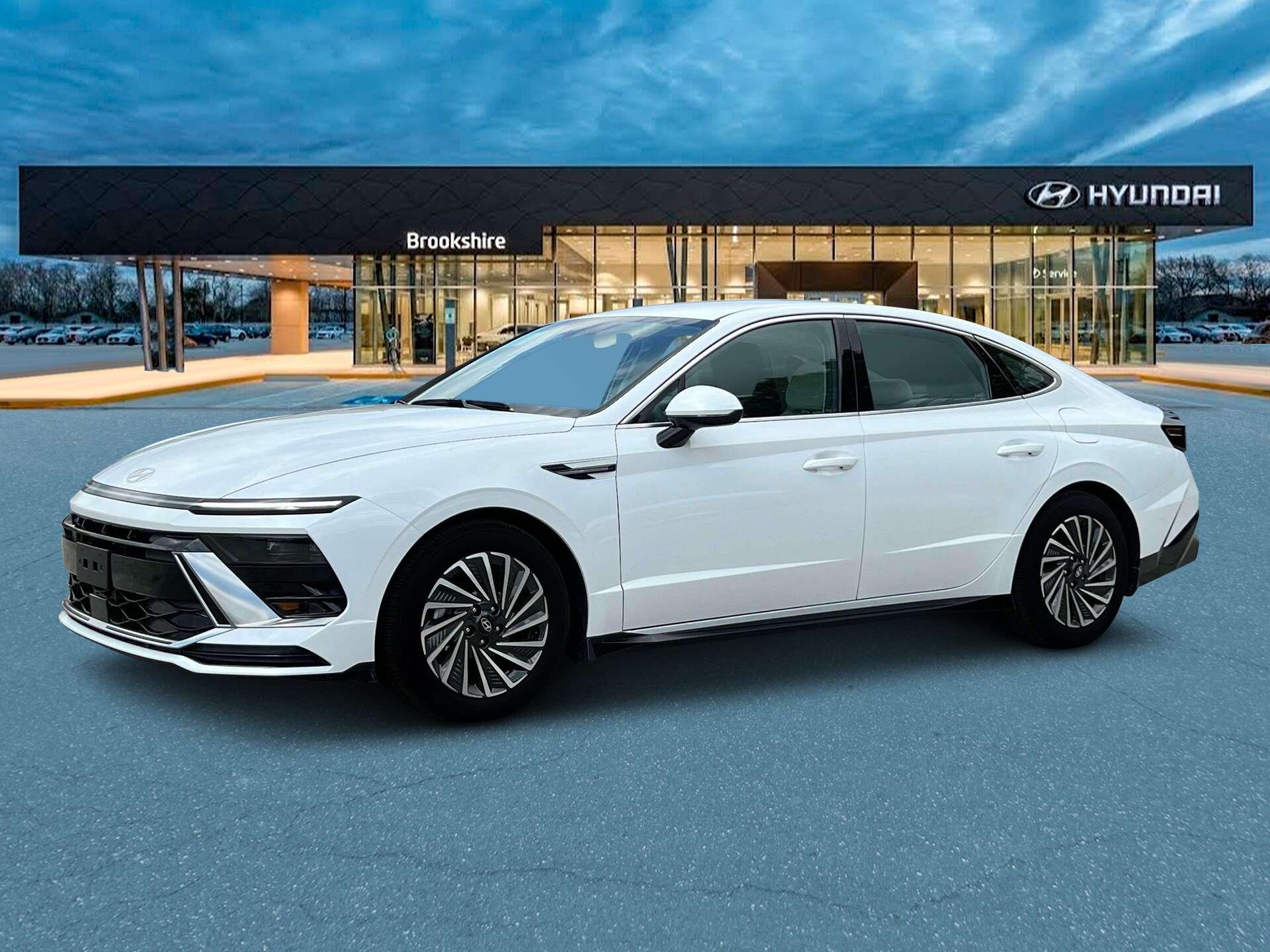 2025 Hyundai Sonata Hybrid SEL photo 2