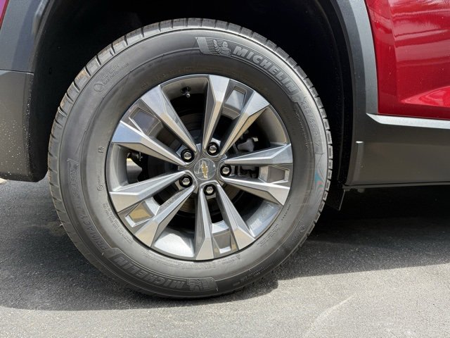 2026 Chevrolet Equinox LT photo 4