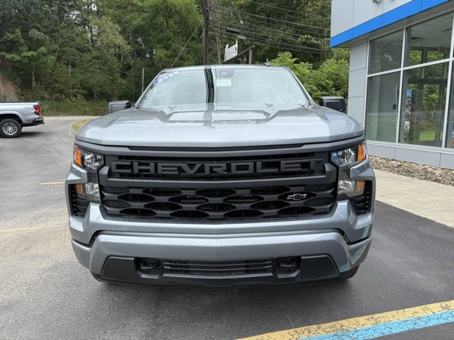2025 Chevrolet Silverado 1500 Custom photo 2