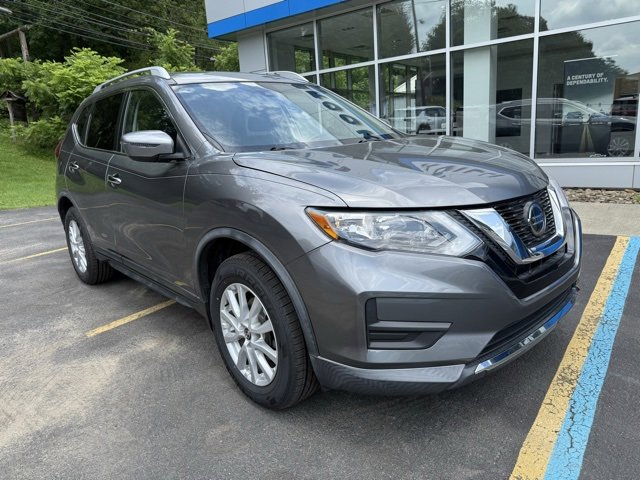 2019 Nissan Rogue SV photo 3
