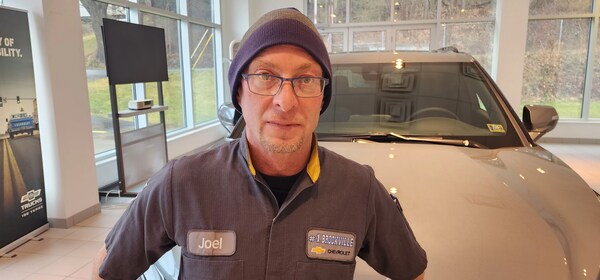 Staff member JOEL BEST from ID_0284da37f51f