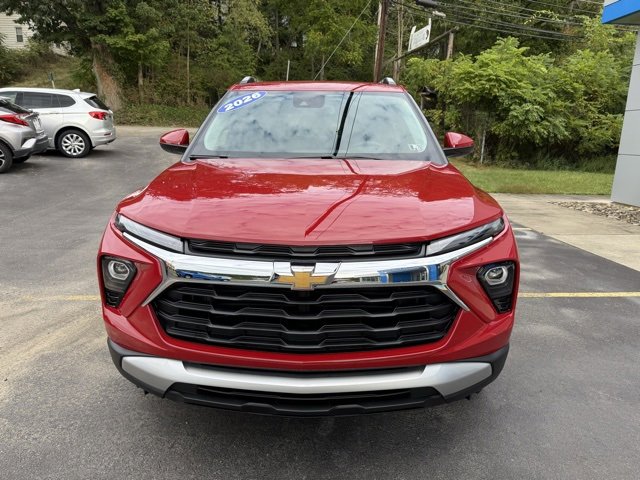 2026 Chevrolet Trailblazer LT photo 2