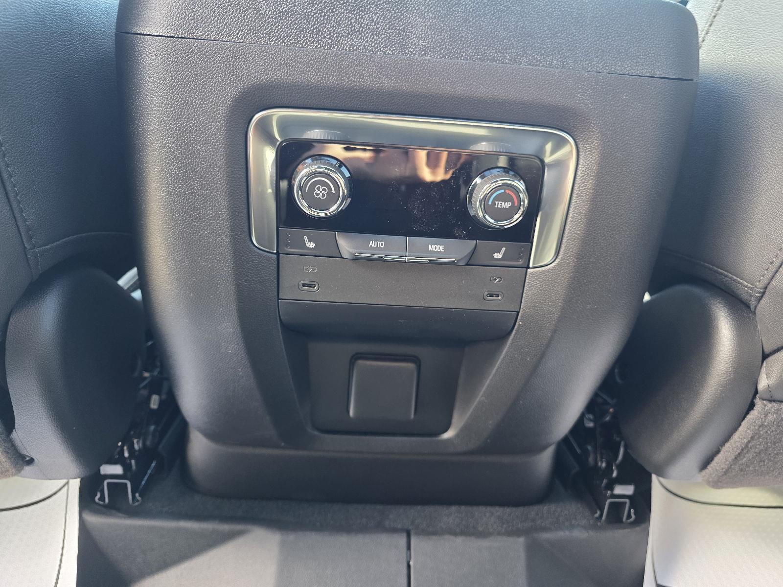 2027 Chevrolet Tahoe Z71 - Photo 22