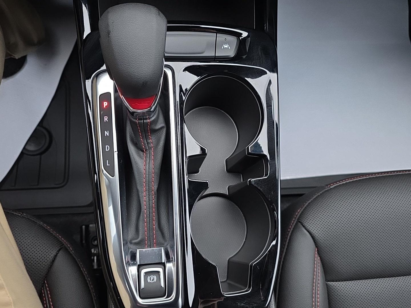 2025 Chevrolet Trax RS - Photo 15
