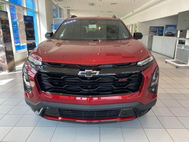 2025 Chevrolet Equinox RS photo 2