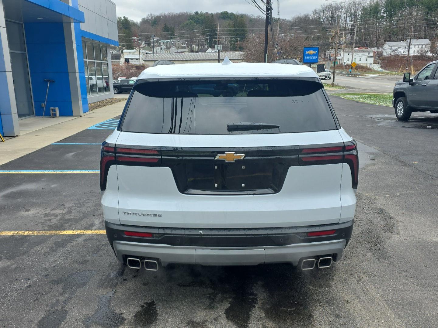 2026 Chevrolet Traverse LT - Photo 6