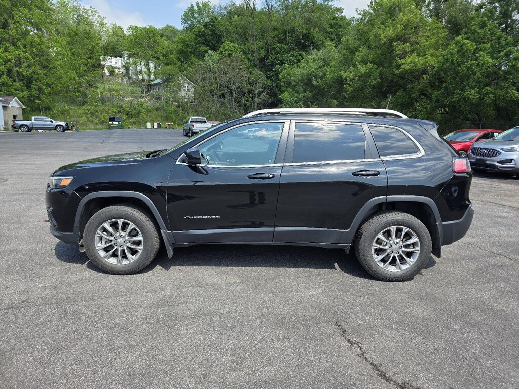 Used 2019 Jeep Cherokee Latitude Plus