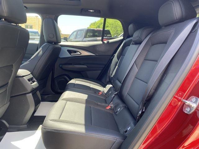 2025 Chevrolet Equinox EV LT - Photo 16