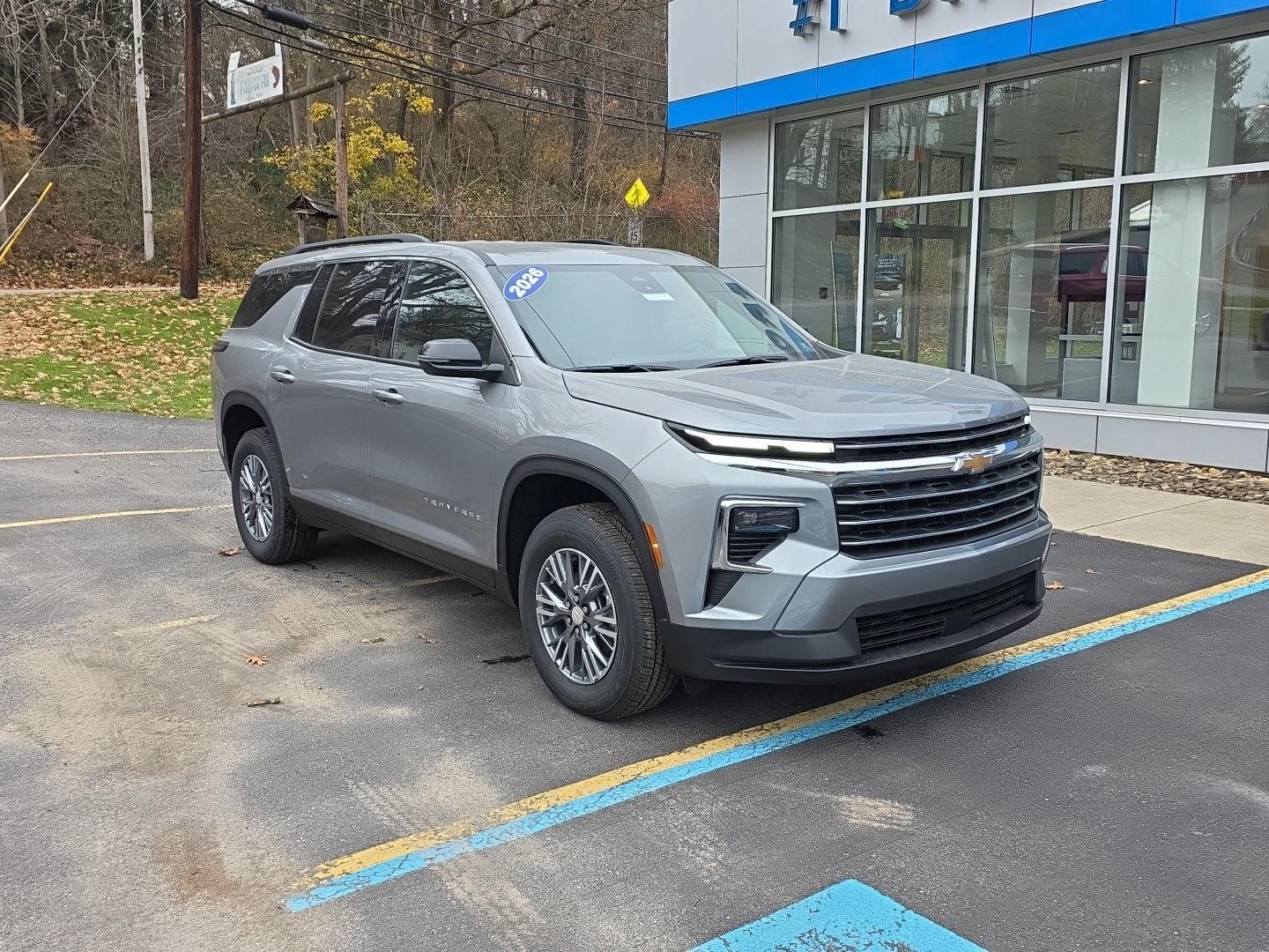 2026 Chevrolet Traverse photo 2