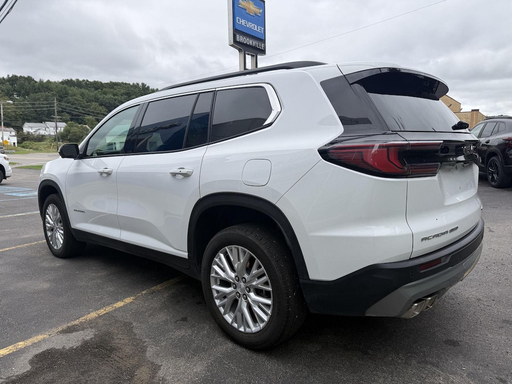 Used 2026 GMC Acadia Elevation SUV