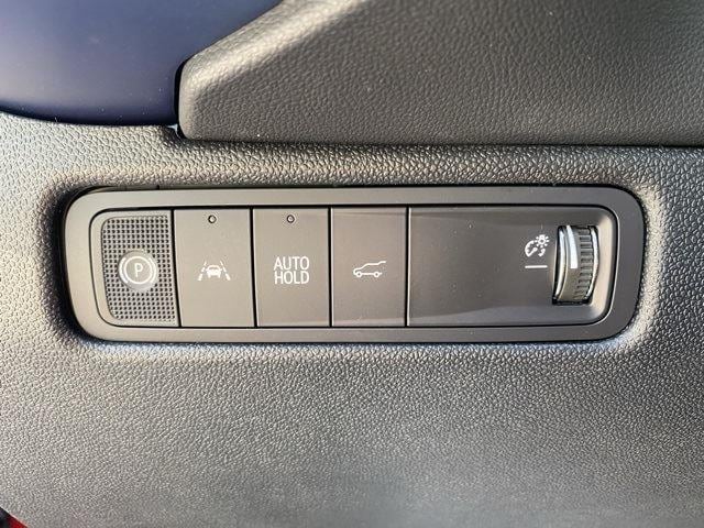 2025 Chevrolet Equinox EV LT - Photo 9