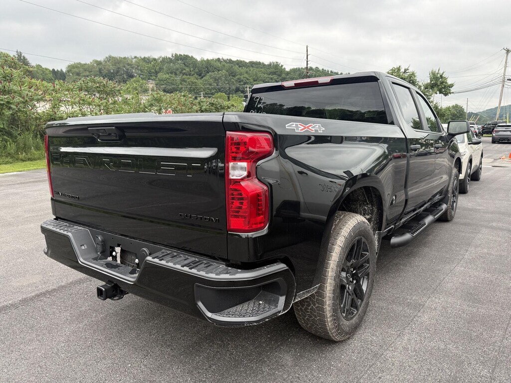 New 2026 Chevrolet Silverado 1500 Custom Truck