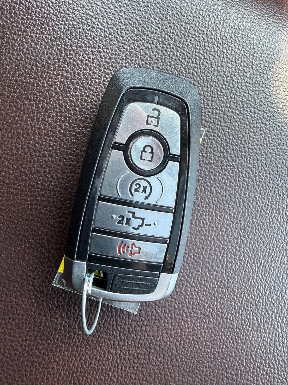 2022 Ford F-150 Lariat - Photo 21