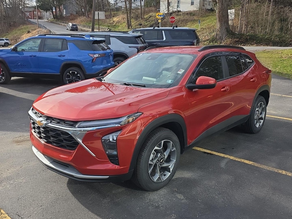 Used 2024 Chevrolet Trax LT SUV