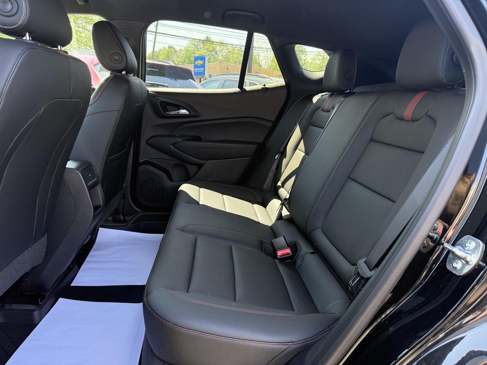 2025 Chevrolet Trax RS - Photo 21