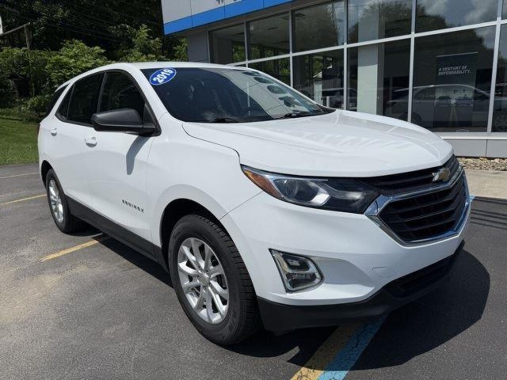 Used 2019 Chevrolet Equinox LS SUV
