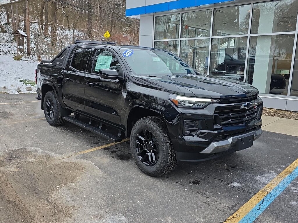 New 2025 Chevrolet Colorado Z71 Truck Crew Cab