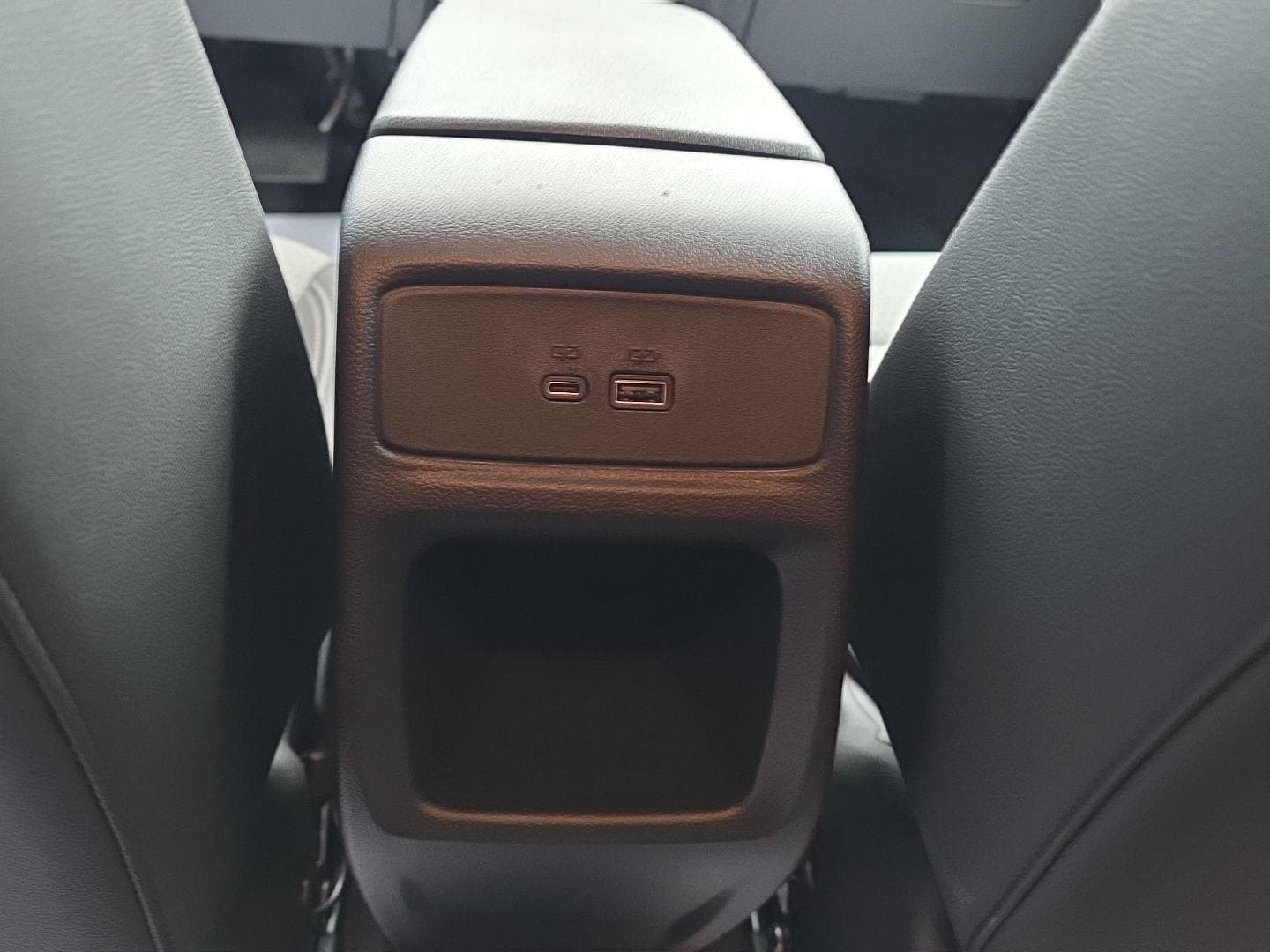 2025 Chevrolet Trax LT - Photo 21