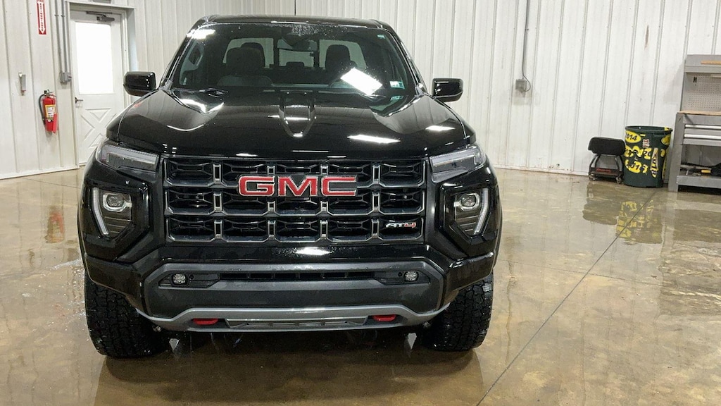 Used 2024 GMC Canyon AT4 Truck