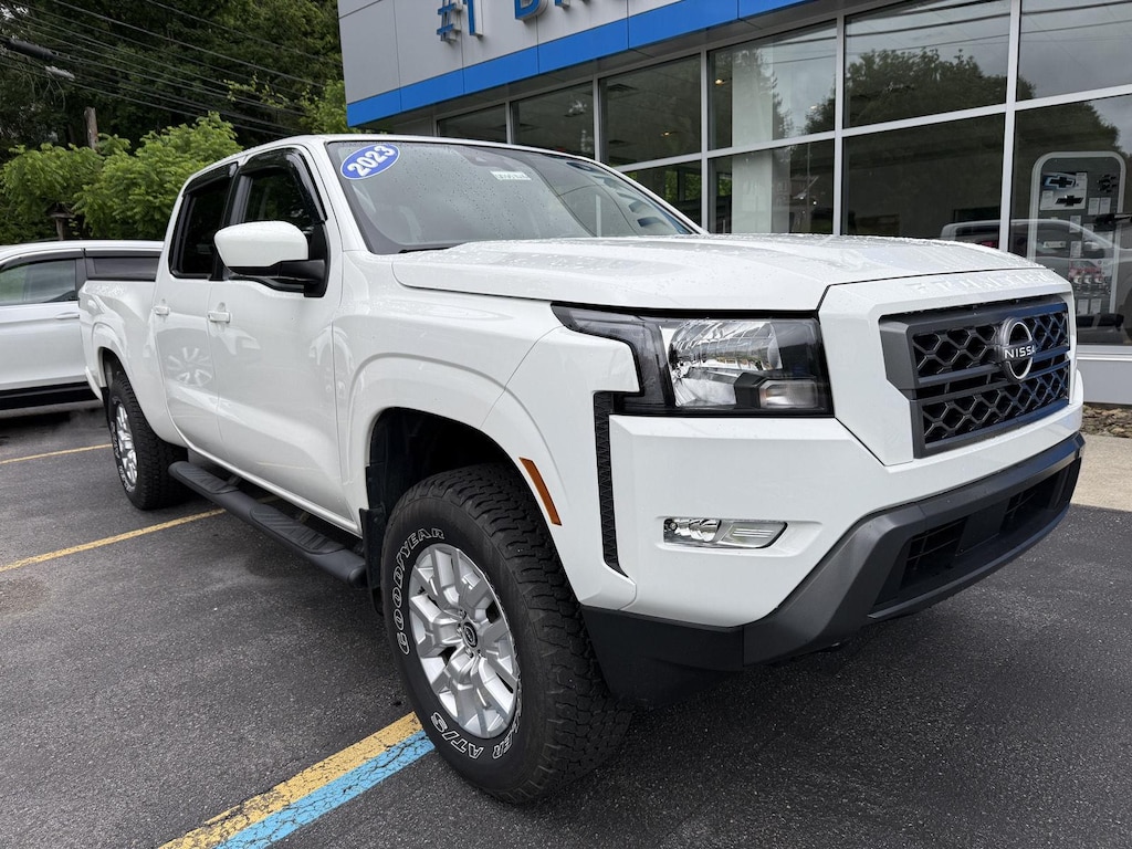 Used 2023 Nissan Frontier SV