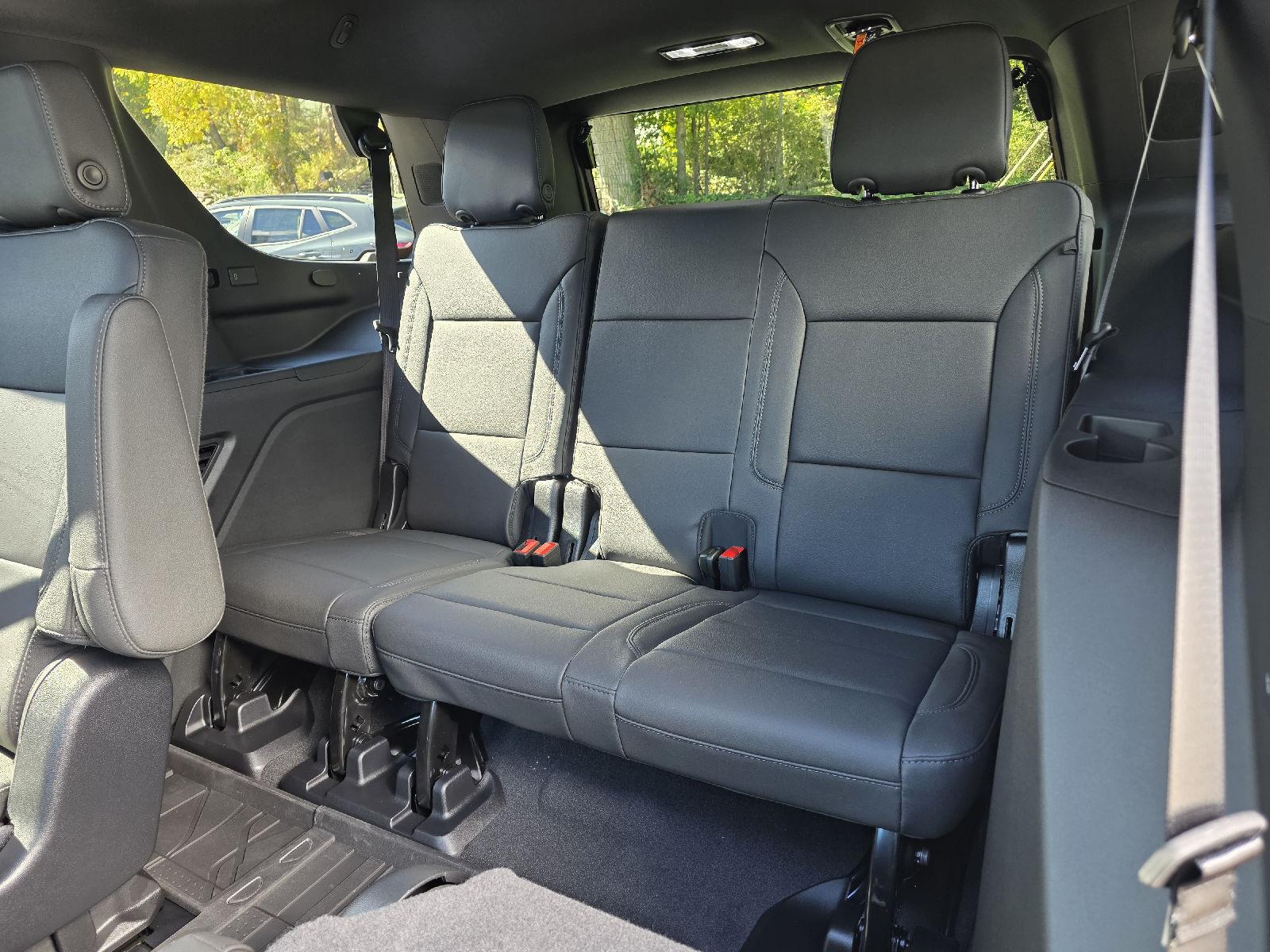 2027 Chevrolet Tahoe Z71 - Photo 23