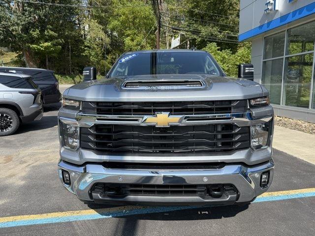 2026 Chevrolet Silverado 2500HD LT photo 2