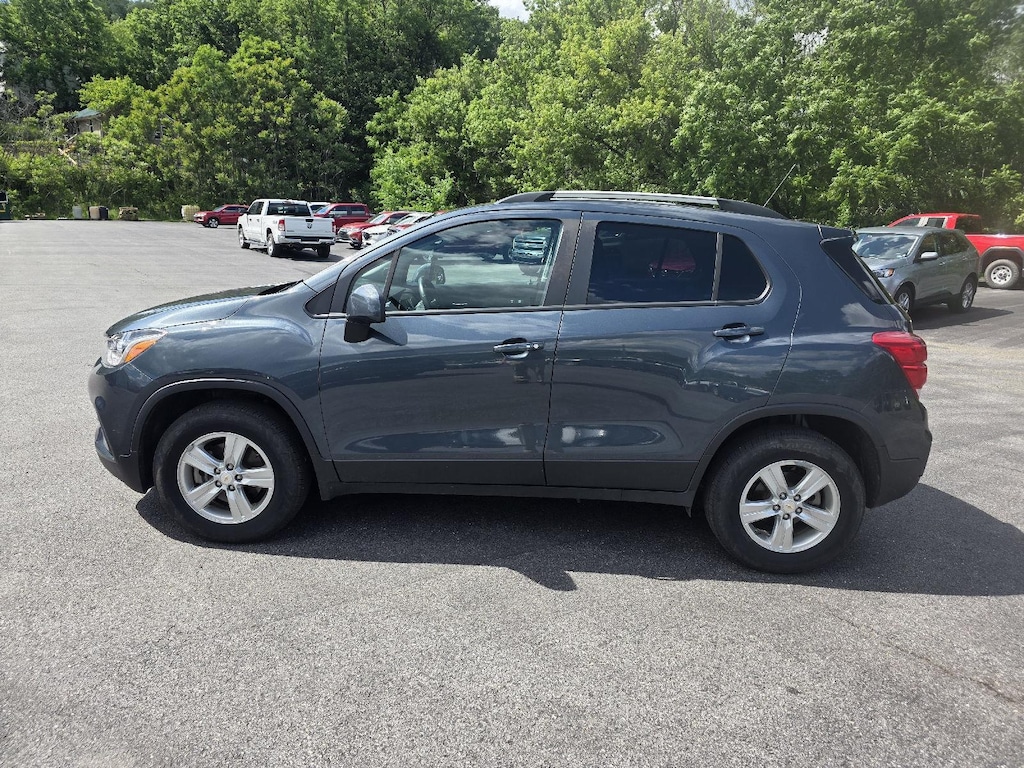Used 2022 Chevrolet Trax LT SUV