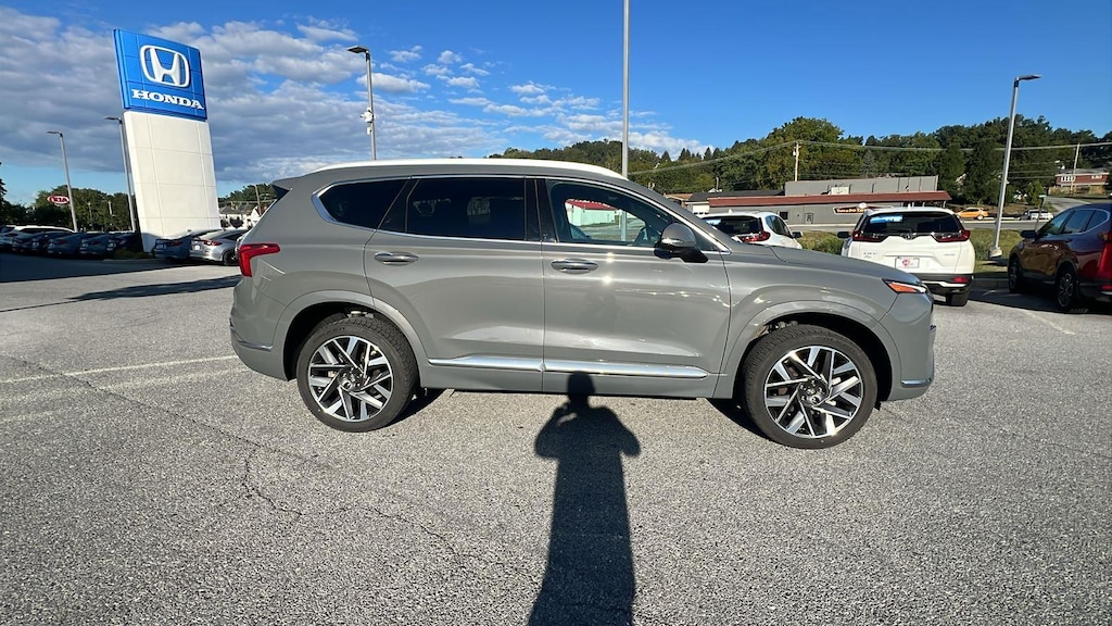 Used 2023 Hyundai Santa Fe Calligraphy