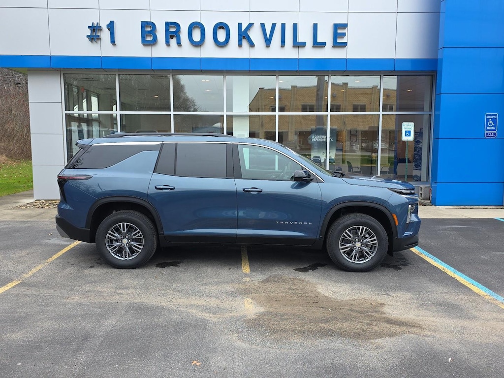 New 2026 Chevrolet Traverse LT SUV