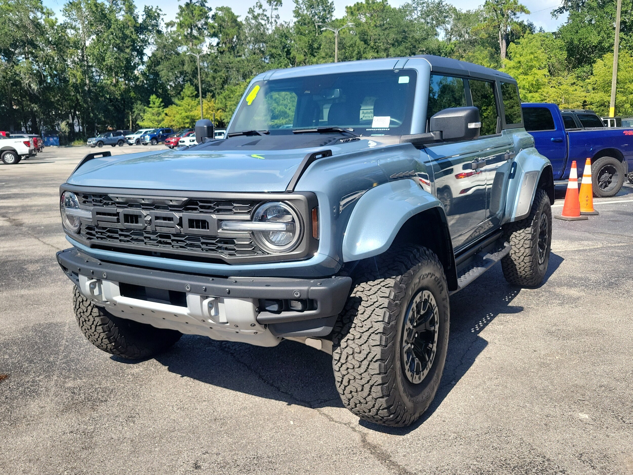 2024 Ford Bronco Raptor photo 3