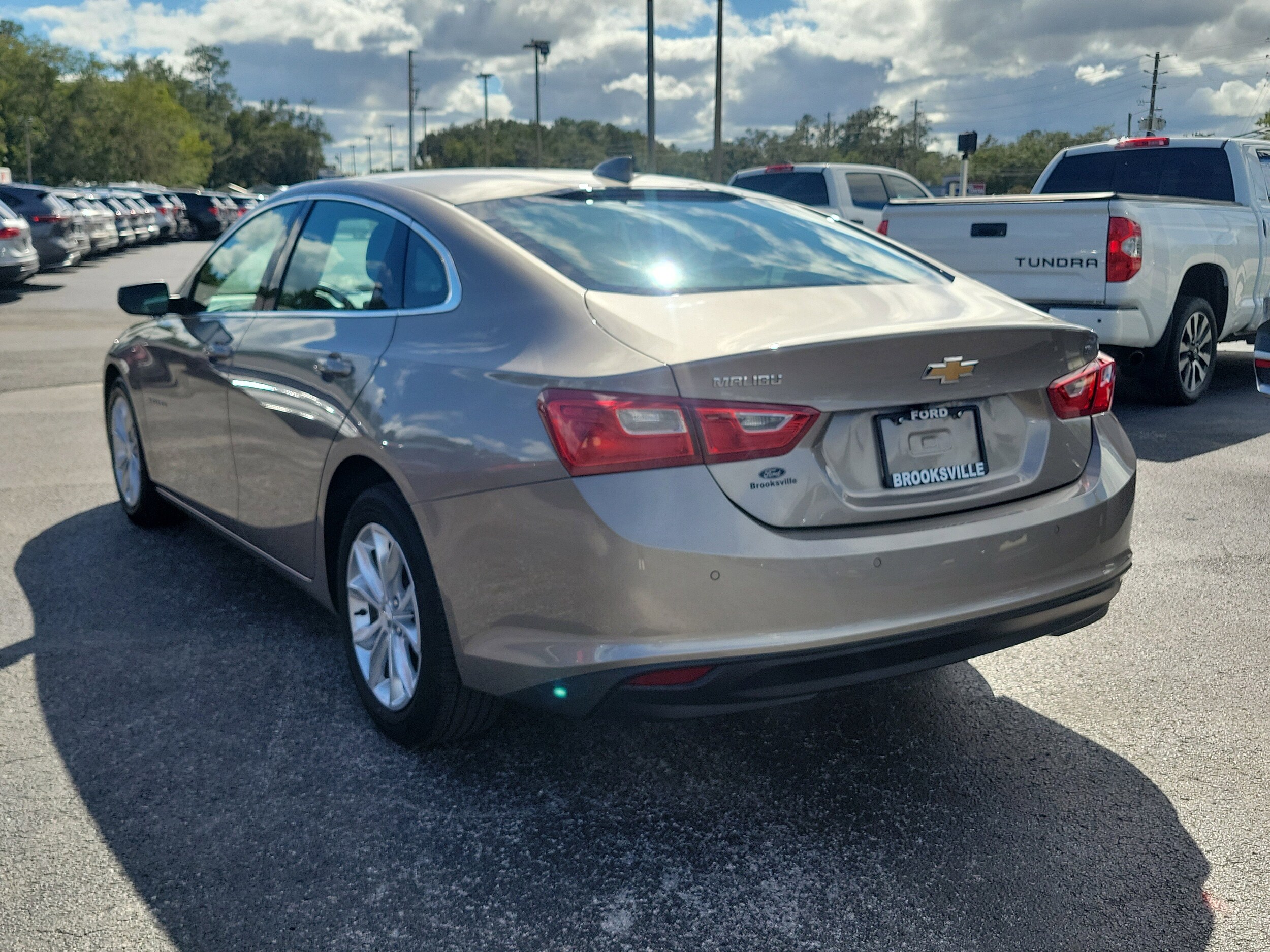 2024 Chevrolet Malibu 1LT photo 3