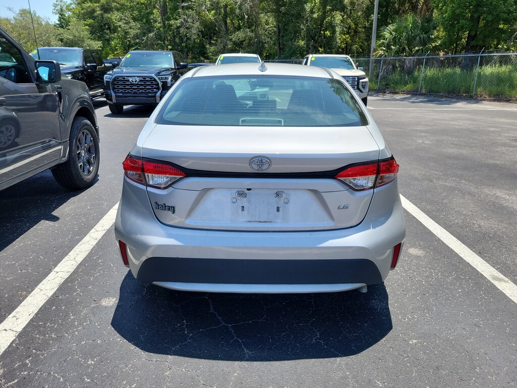 Used 2020 Toyota Corolla LE Sedan