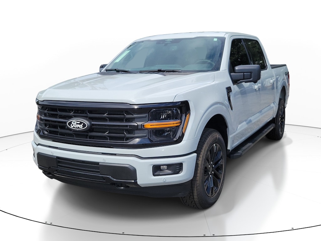 New 2026 Ford F-150 XLT Truck SuperCrew Cab