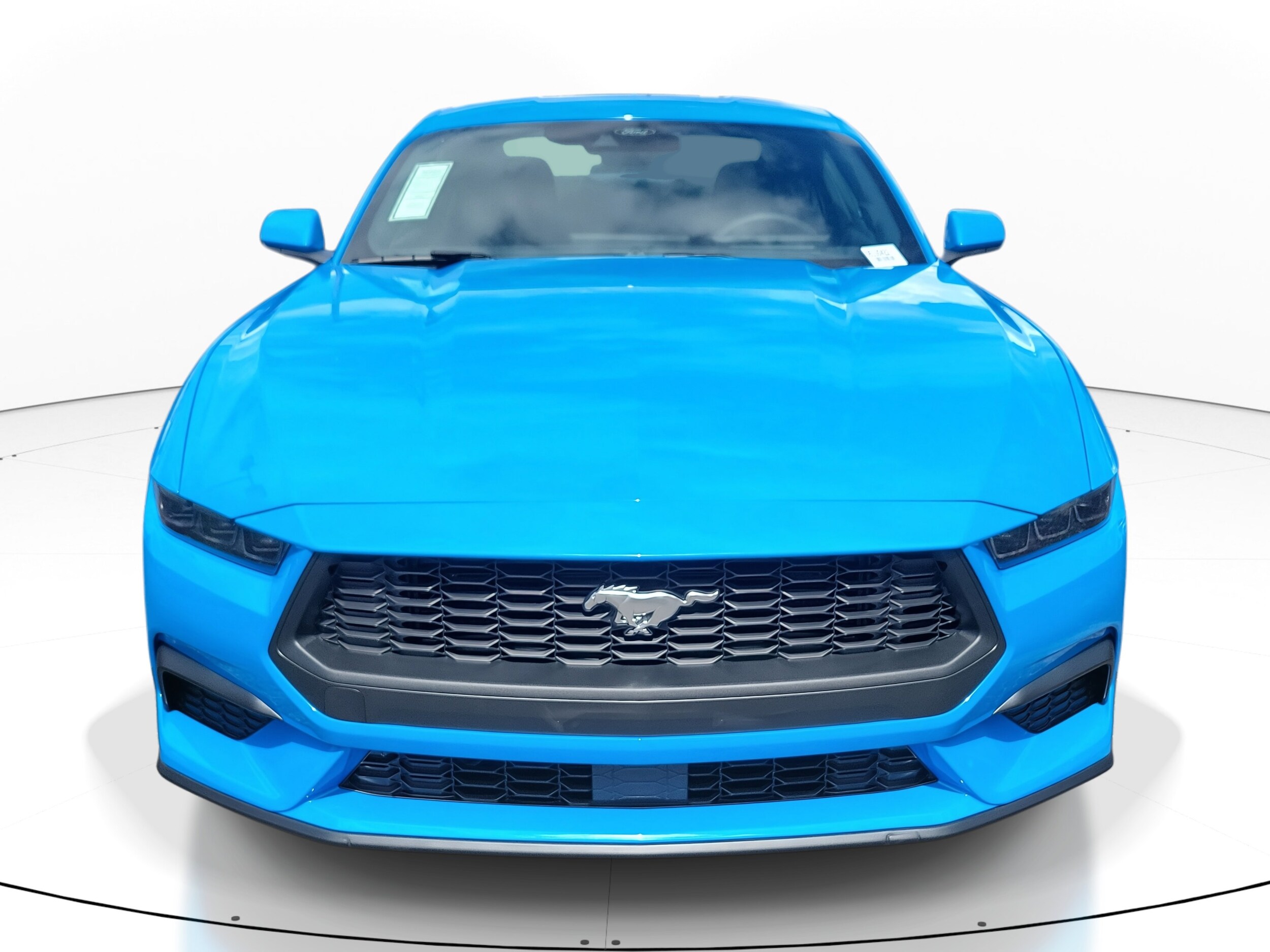 2025 Ford Mustang photo 2