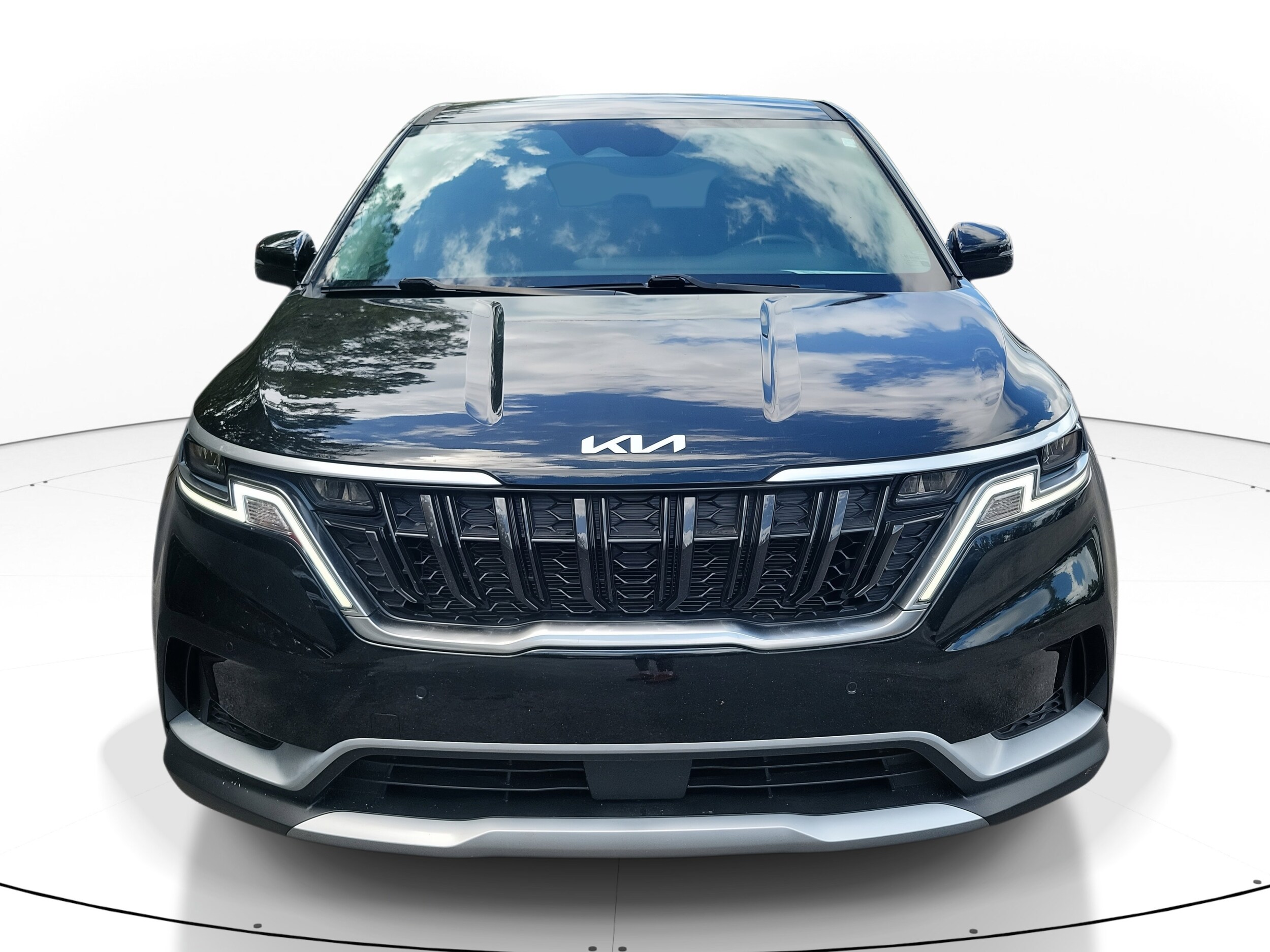 2024 Kia Carnival EX photo 2