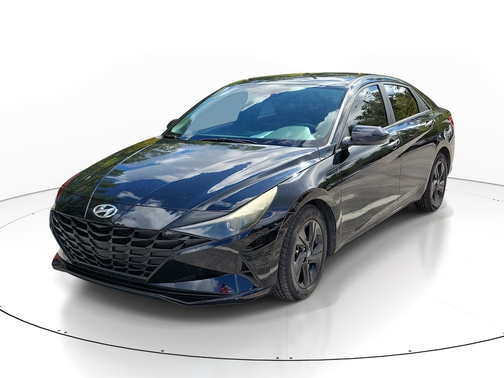 Used 2023 Hyundai Elantra SEL Sedan