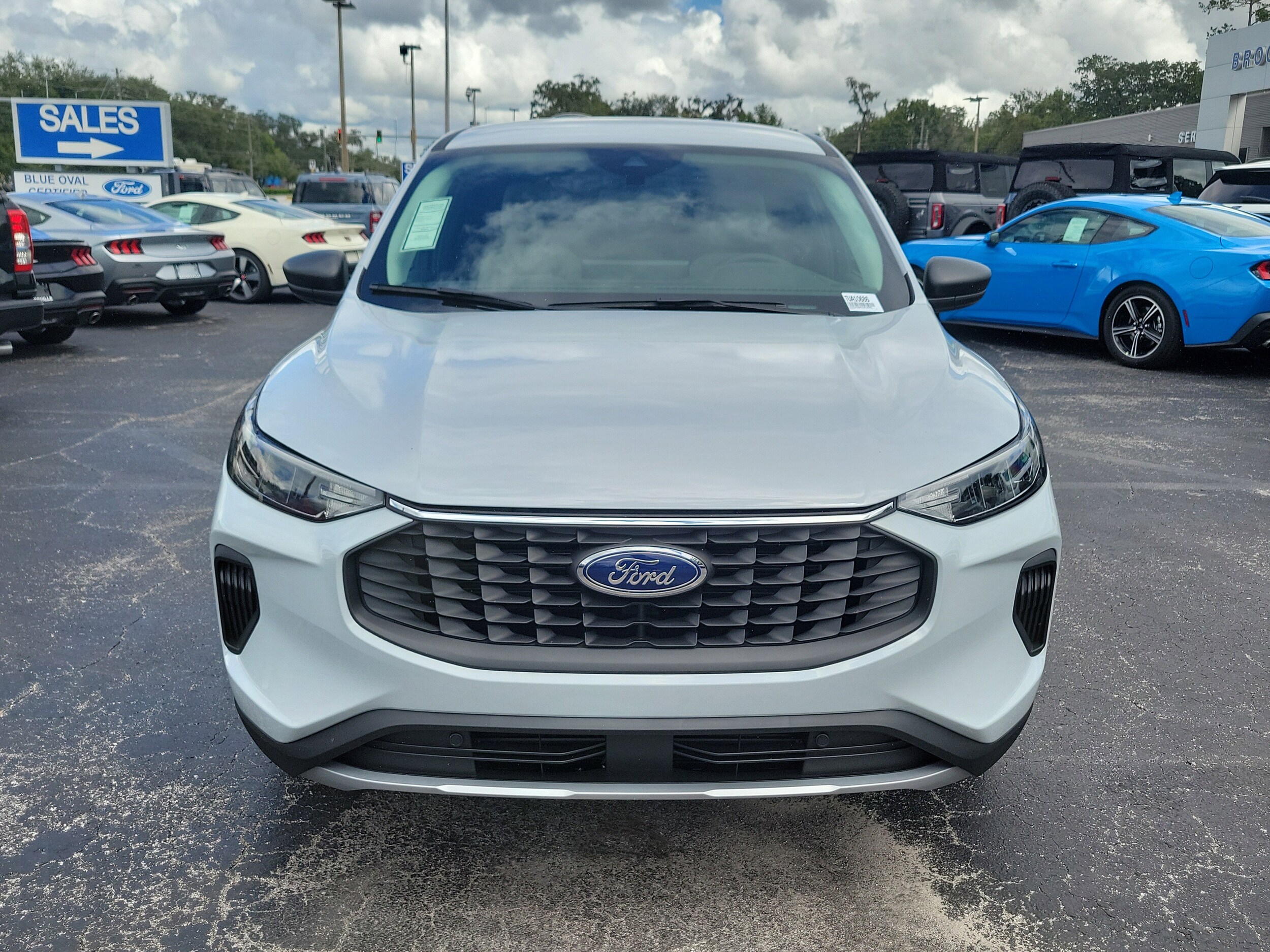 2026 Ford Escape Active photo 2