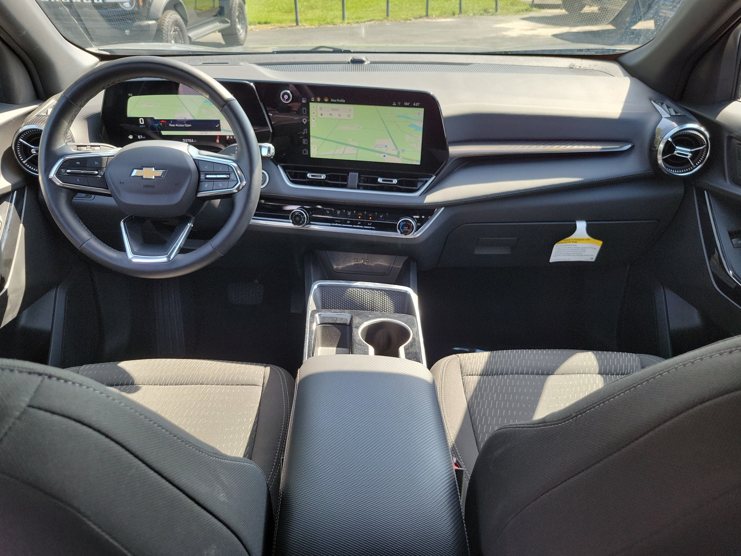 2025 Chevrolet Equinox LT - Photo 18