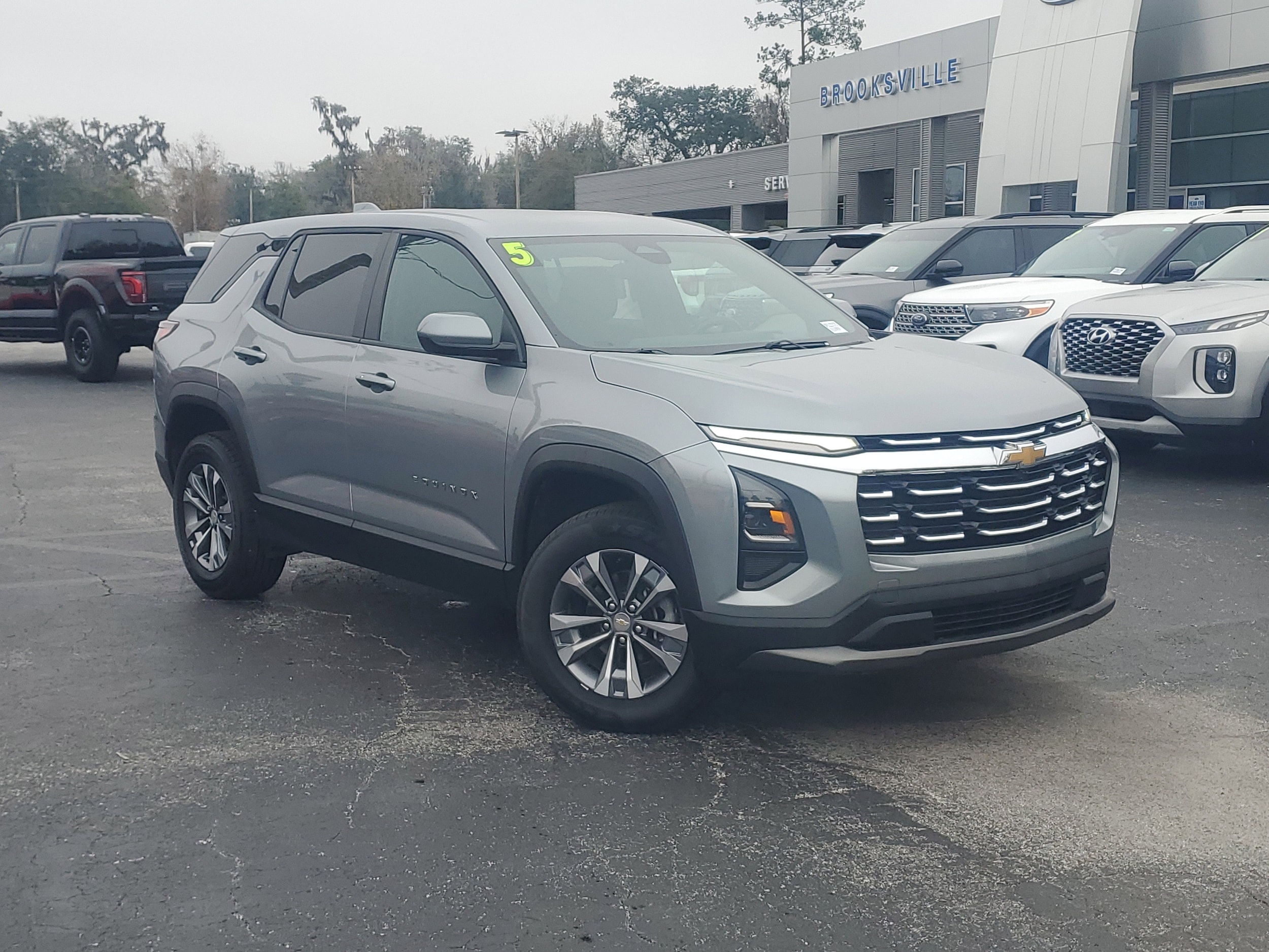 2025 Chevrolet Equinox LT's photo