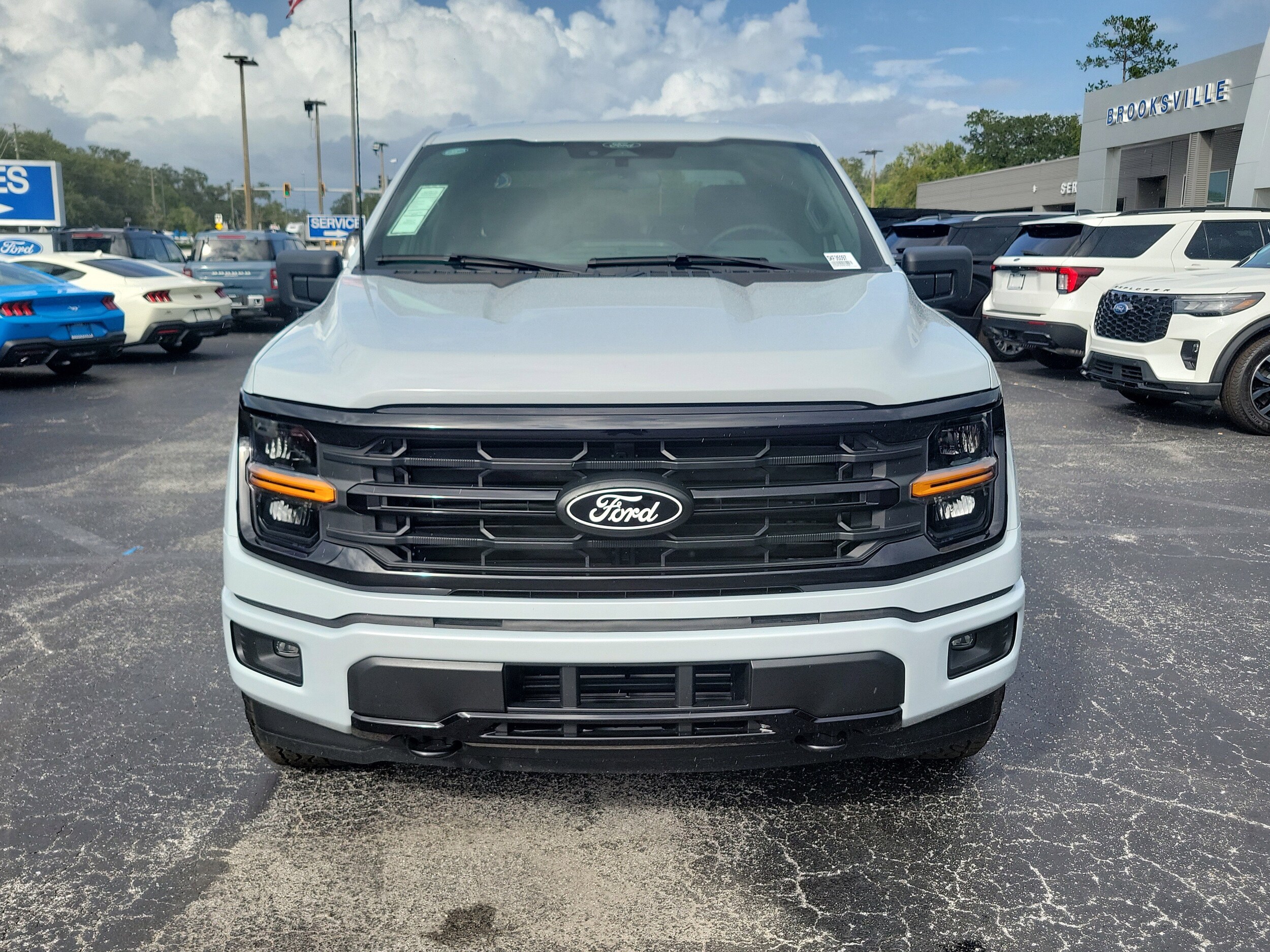 2025 Ford F-150 XLT photo 2