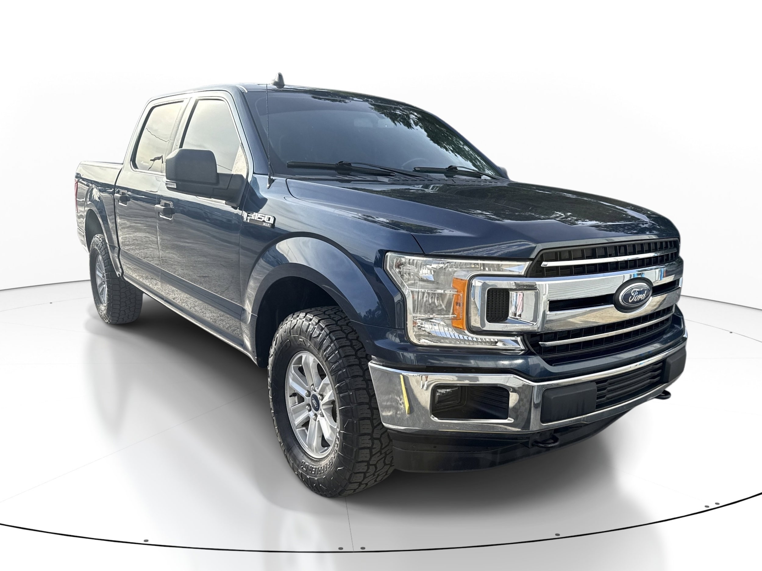 2019 Ford F-150 XLT 4x4 SuperCrew 5-1/2 Box's photo
