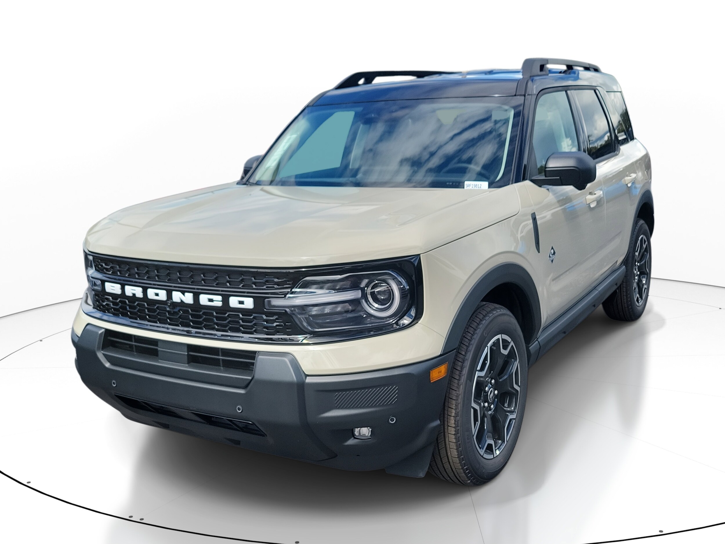 2025 Ford Bronco Sport Outer Banks photo 3