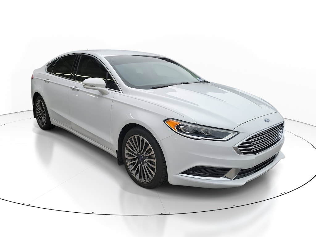Used 2018 Ford Fusion SE Sedan