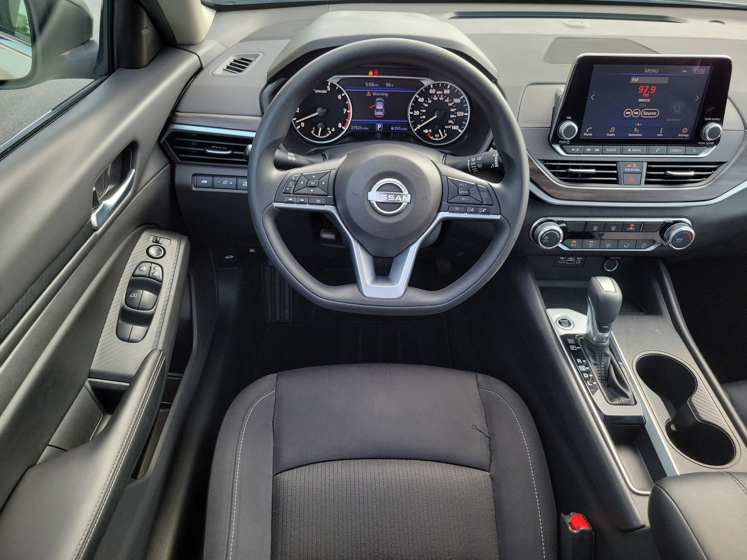 2025 Nissan Altima SV - Photo 20