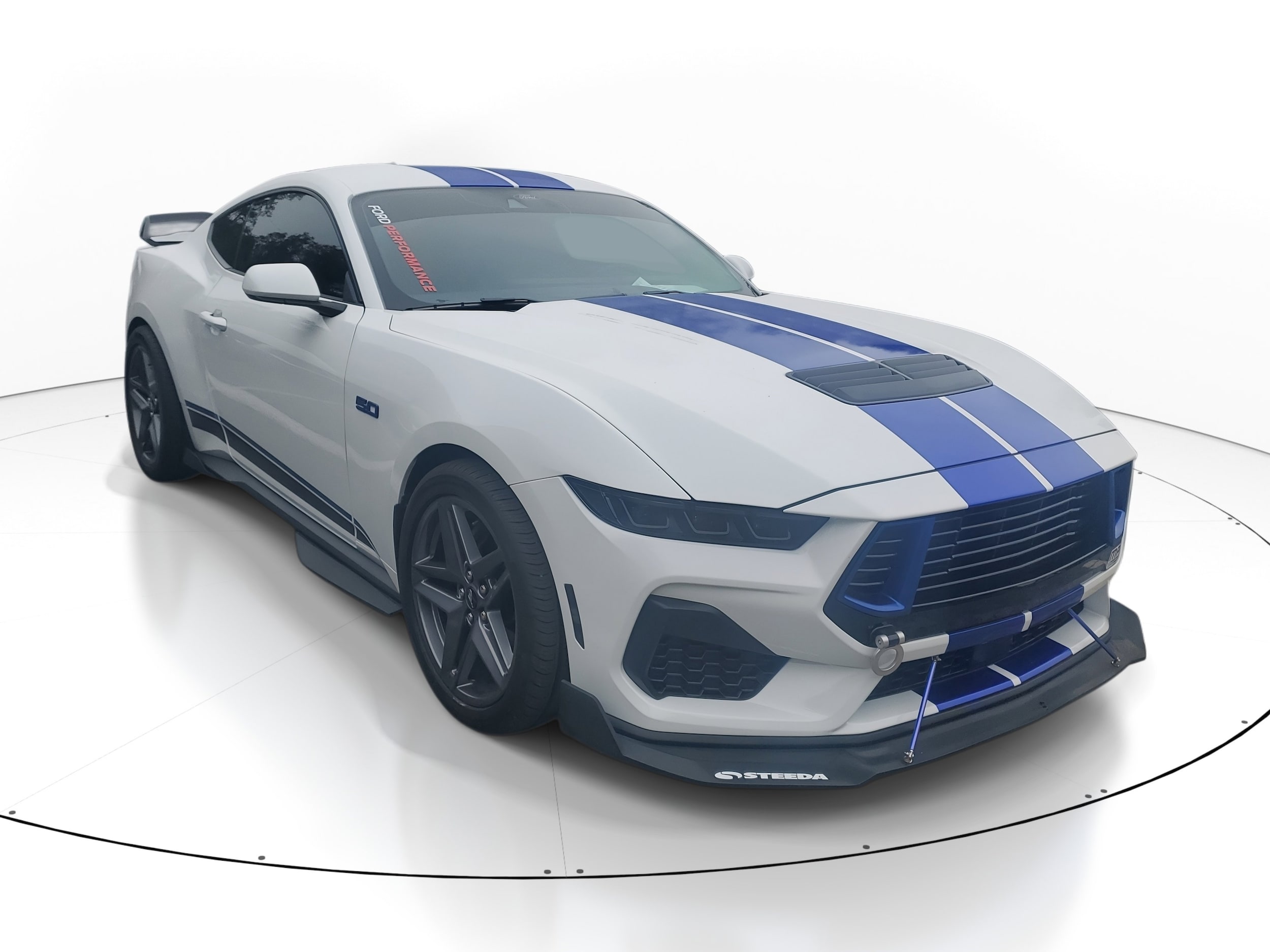 2025 Ford Mustang GT Premium's photo
