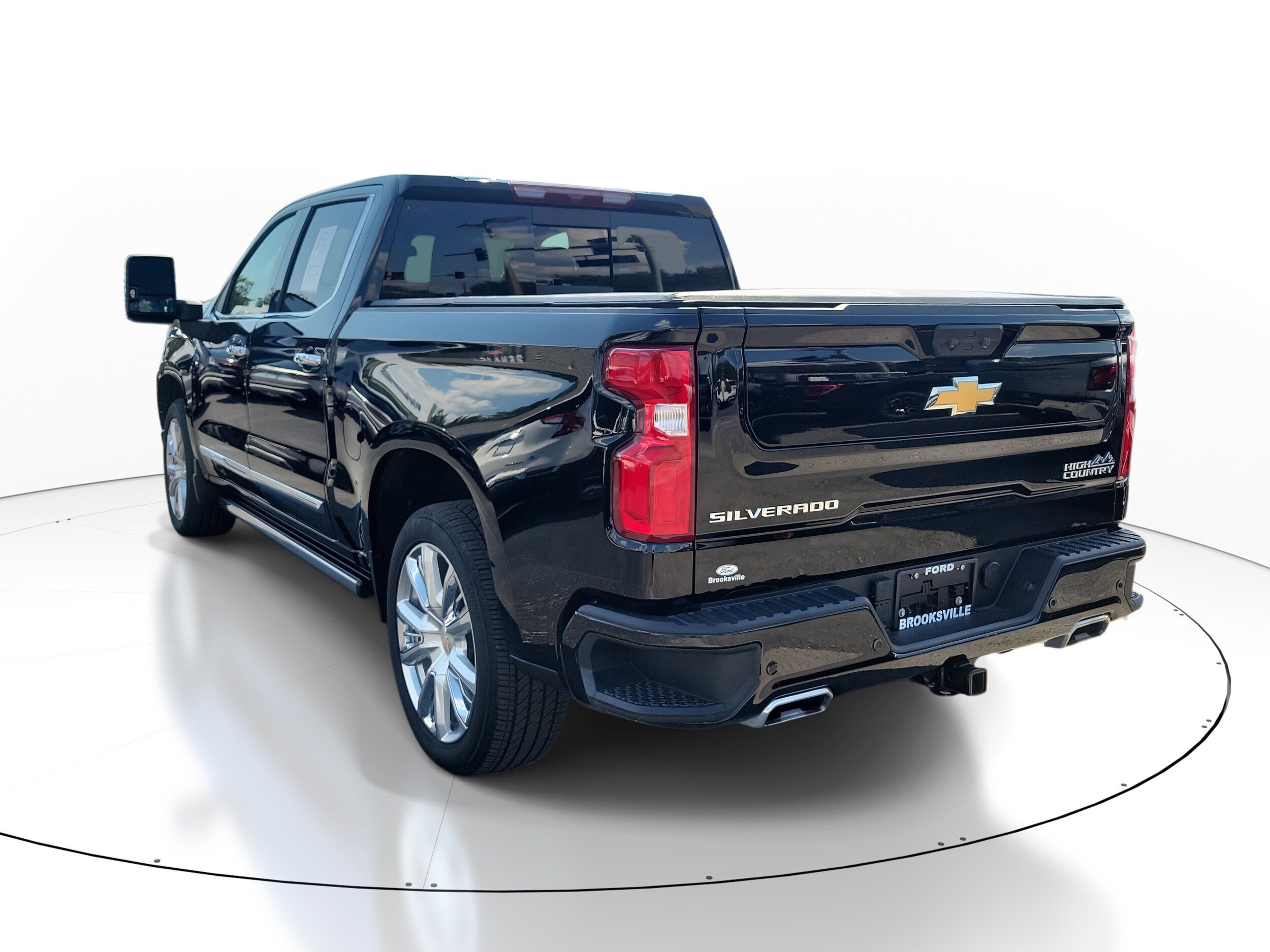 2024 Chevrolet Silverado 1500 High Country photo 4