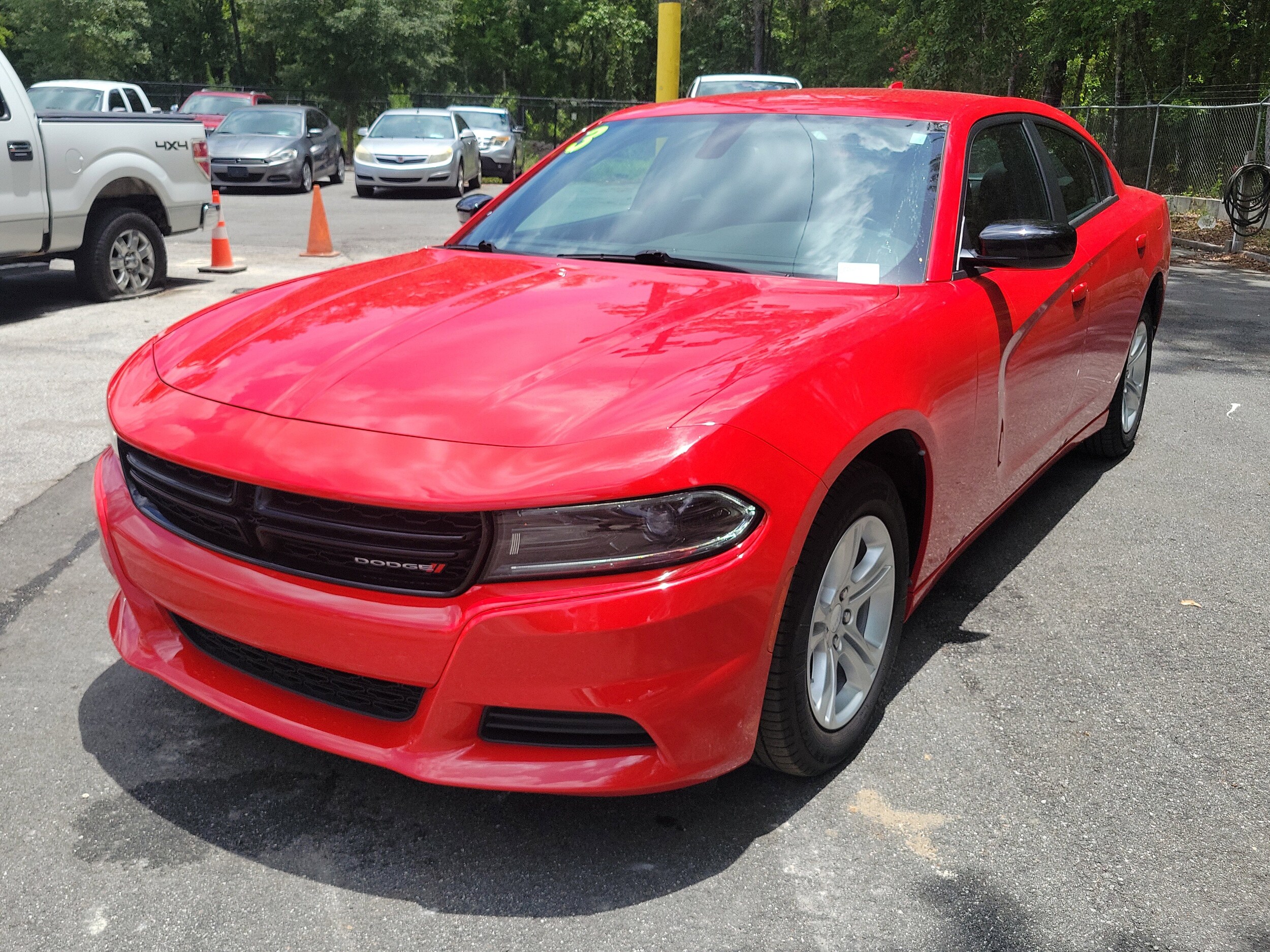 2023 Dodge Charger SXT photo 3