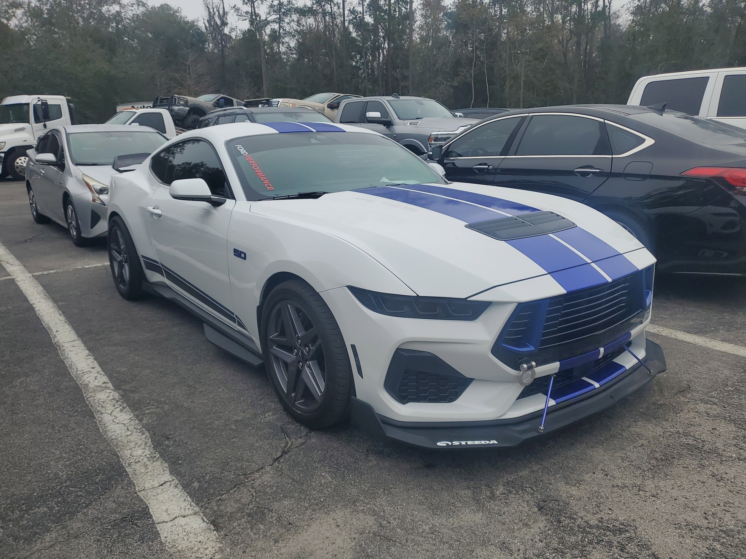 2025 Ford Mustang GT Premium's photo