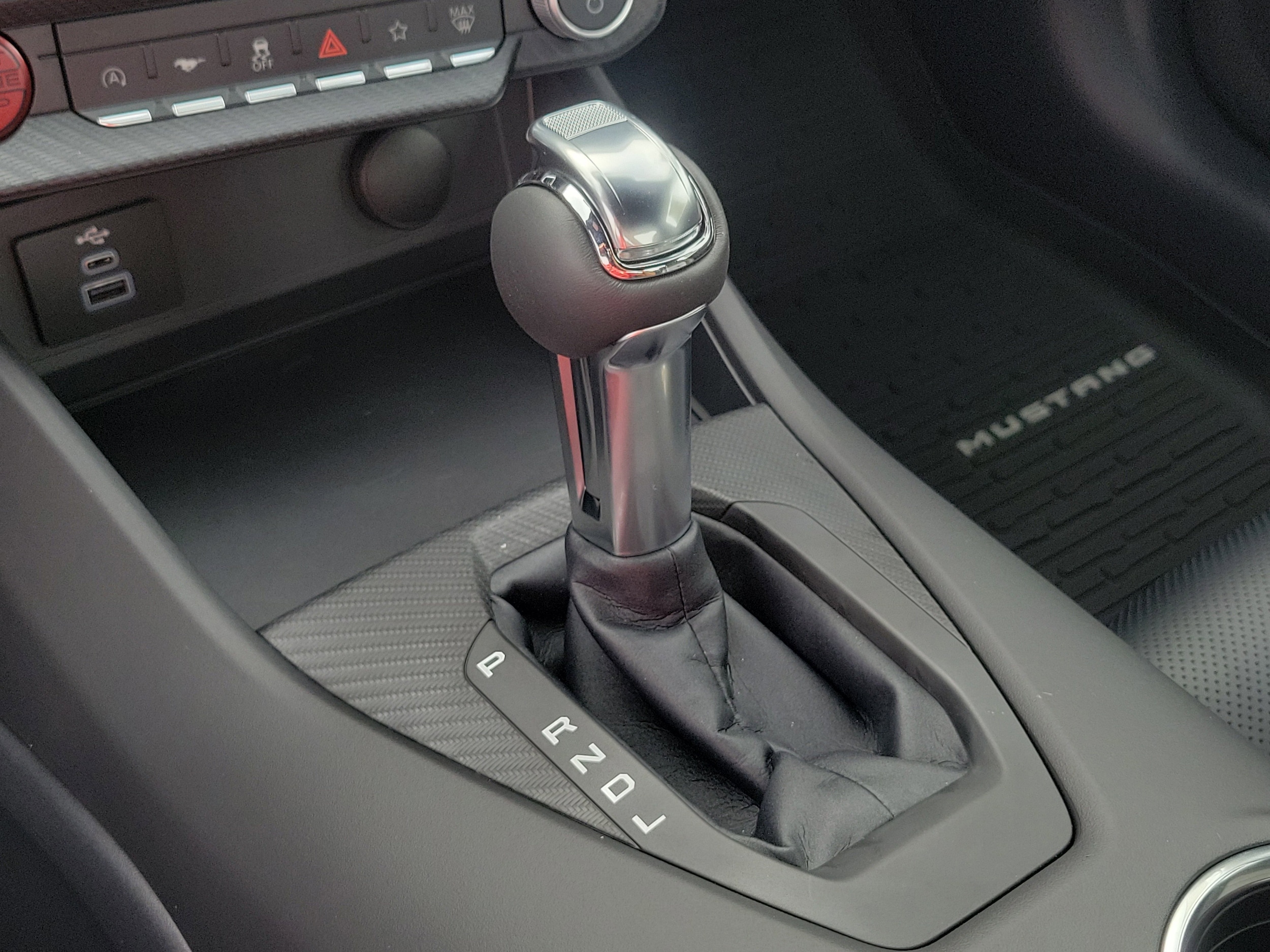 2026 Ford Mustang EcoBoost Premium Fastback - Photo 25