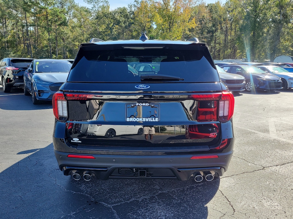 Used 2025 Ford Explorer ST SUV